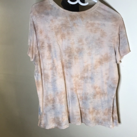 We the Free top size Large - Picture 3 of 3